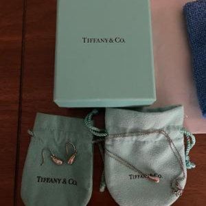 TIFFANY - ELSA PERETTI TEARDROP PENDANT NECKLACE W/MATCHING DROP EARRINGS